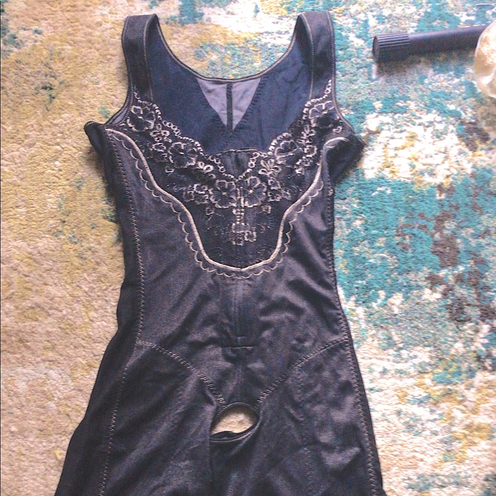 Shapewear, never worn